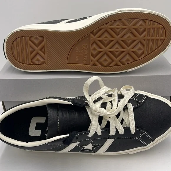 Converse WMNS ONE STAR ACADEMY PRO OX
BLACK/EGRET/EGRET A08501C Sneakers - Picture 4 of 16